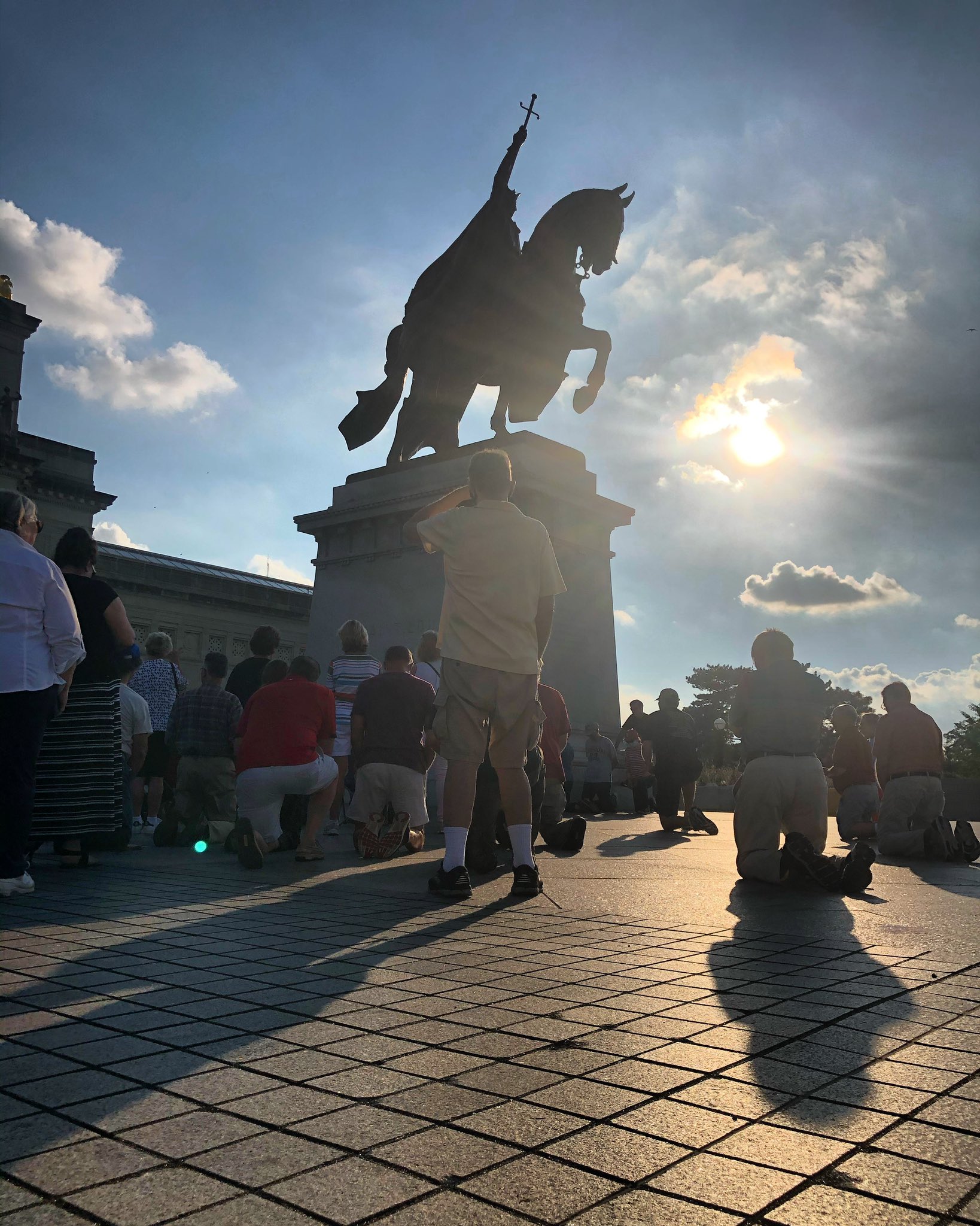 Saint Louis Monument Prayer Circle